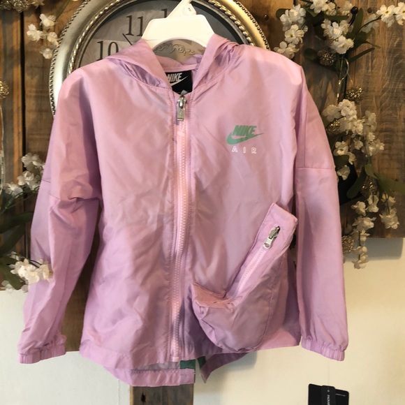 NWT NIKE PACKABLE WINDBREAKER - Picture 7 of 10